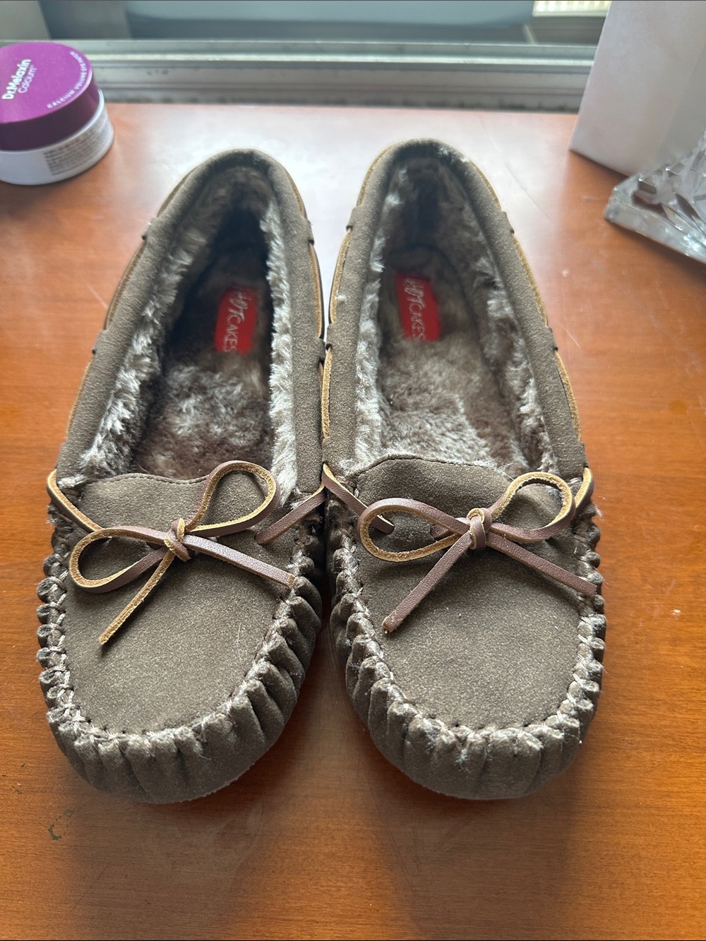 NWOT Hot Cakes Taupe Moccasin Slippers with Shearling Lining
